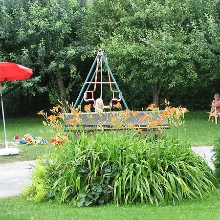 Guest house Gaestehaus Alpenland