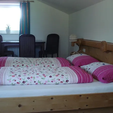 Casa de hóspedes Gaestehaus Alpenland 3*